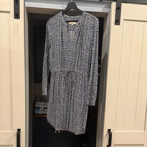 LOFT Blue and White Patterned Long Sleeve Dress